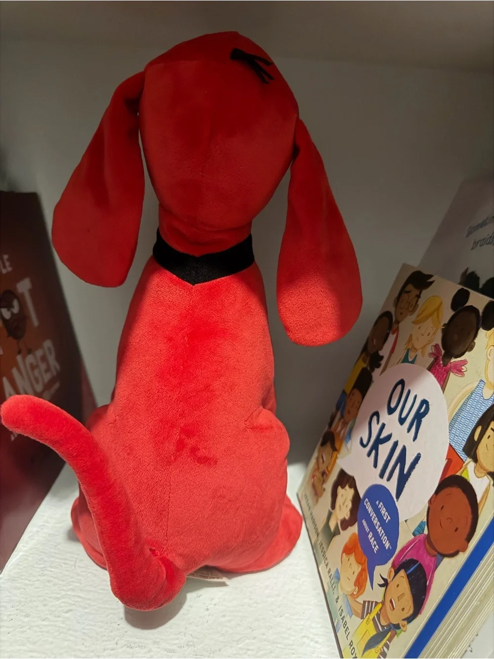 Clifford plushie